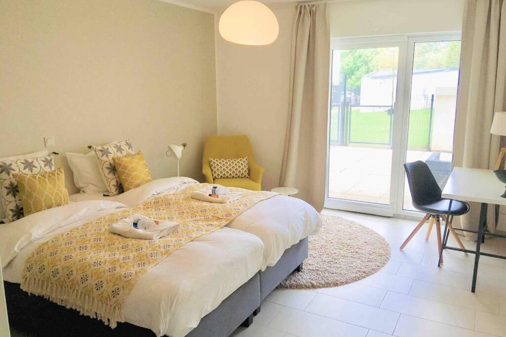 Large Family Retro Flat In City Center- Large Terrace & Garden View, Free Parking 卢森堡 外观 照片